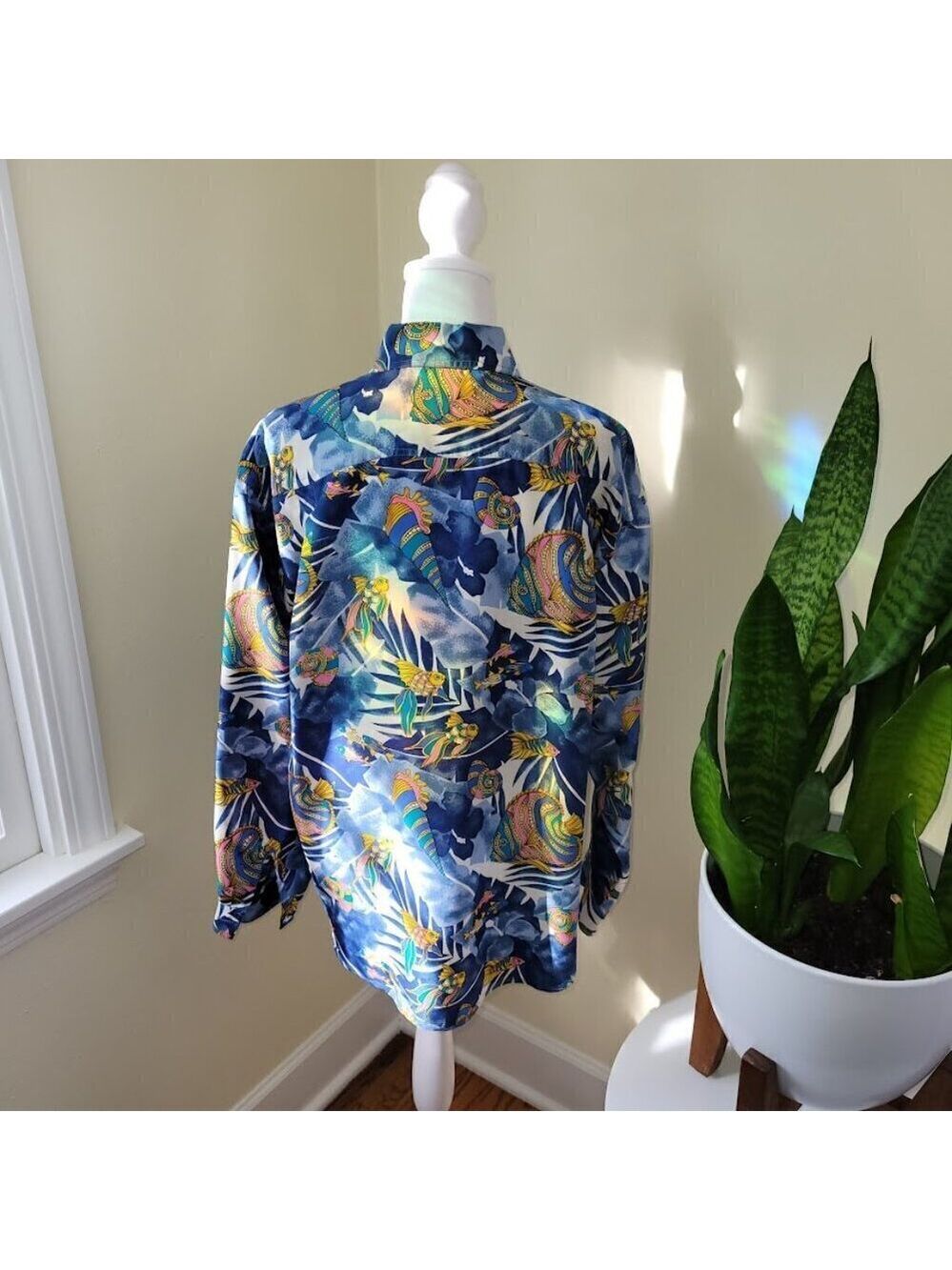 S.L.B. Ocean Silk Blouse Tropical Fish Print Multicolored Shirt Women's Size S - Picture 6 of 13